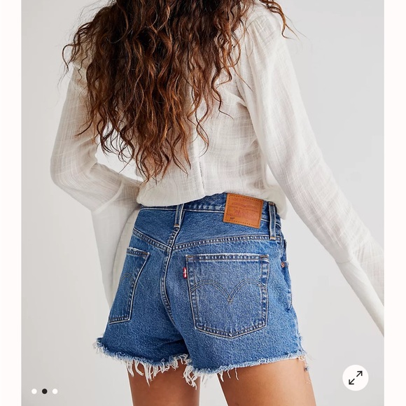 Levi’s 501 High Waist Jean Shorts in Oxnard Audio - Picture 2 of 7